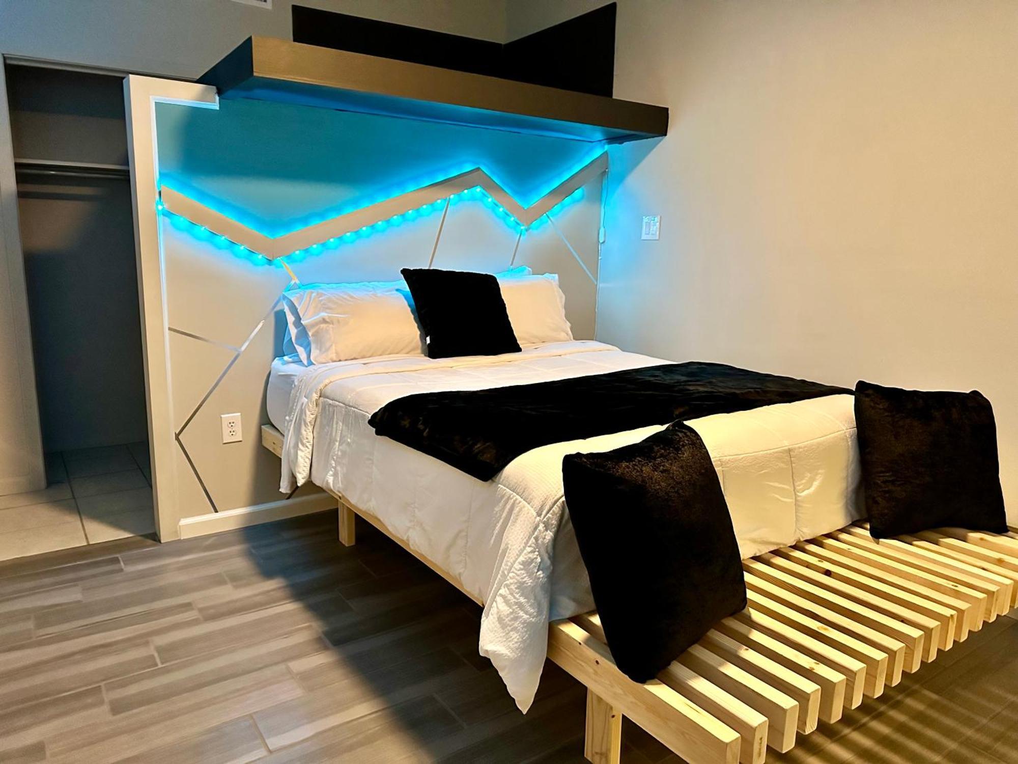 Eagle Stay Dainty Studio Eagle Pass Extérieur photo